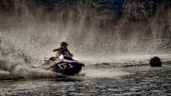 爱游戏在线登录入口-世界摩托艇锦标赛大连站吸引众多关注，2021年摩托艇大赛